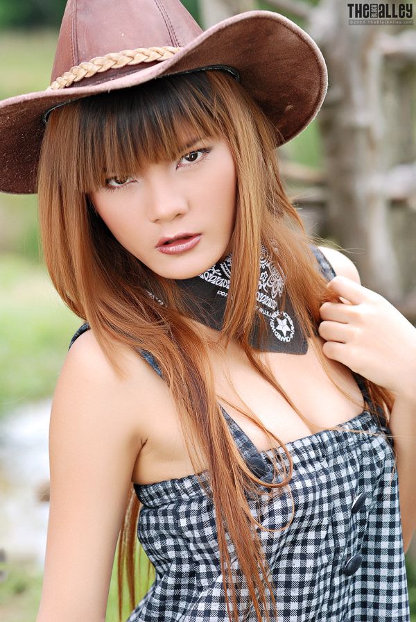Jennifer Lim "Cowboy Girl" [The Black Alley]