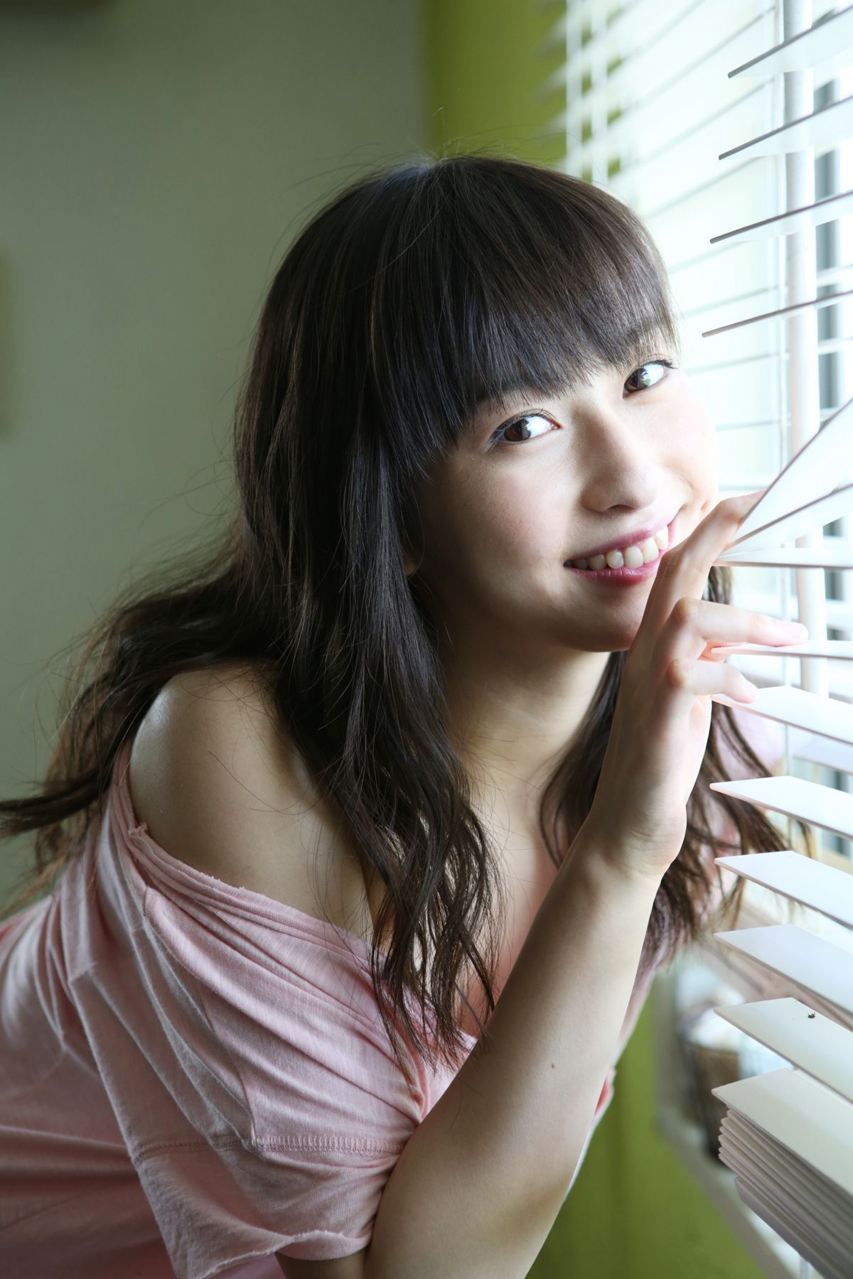 Akari Uemura Page 12 No.746591