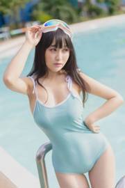 [Net Red COSER Photo] Anime blogger takes off his tail Mizuki - swimming pool