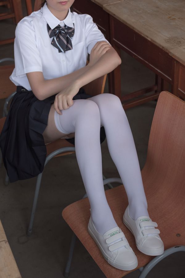 JK White Silk Girl in the Classroom [Sen Luo Foundation] [BETA-022]