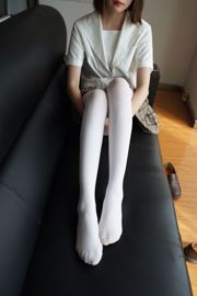 Chica Lolita con falda a cuadros de seda blanca [Fundación Sen Luo] [BETA-021]