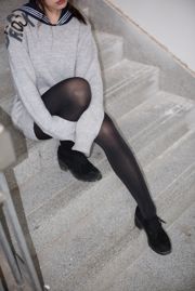 《楼梯间的黑丝小妹》 [森萝财团] BETA-007