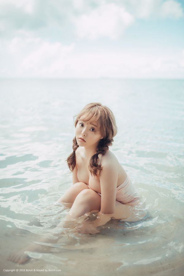 Yoo Yee "Chica en el mar" [BoLoli Club BoLoli] BOL.126