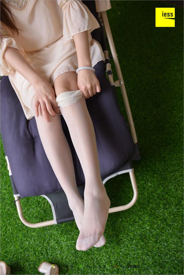 Xiao Jie "Xiao Jie's Classic Retro Pure White Nylon Silk" [Wei Siqu Xiang IESS] Silk Foot Bento 227