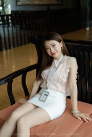 [IESS 奇思趣向] Model: Xiaojie "Beautiful Leg Salesman"