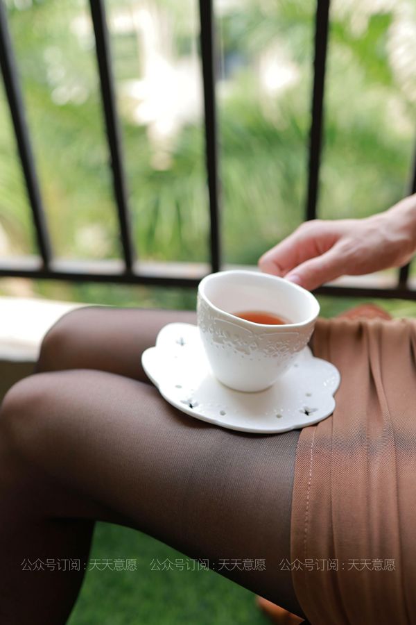 [IESS 奇思趣向] Modelo: Xiaoliu "Té con leche"