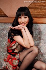 モデルシャオユフェイ「甘い笑顔のストッキングの誘惑」[丽柜LiGui]美しい脚と翡翠の足の写真