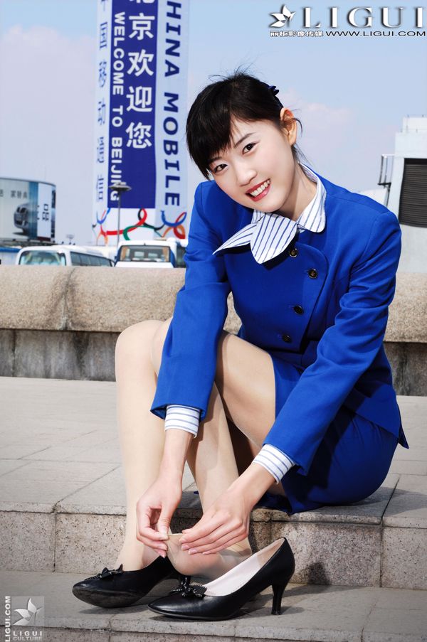 Model Tingting "Stewardess Series" [丽柜LiGui] Beautiful legs and silk feet photo pictures