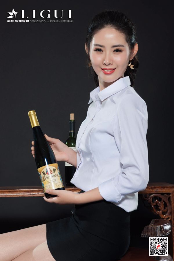Li Li „Gorąco pijąca dama” [Ligui Ligui]