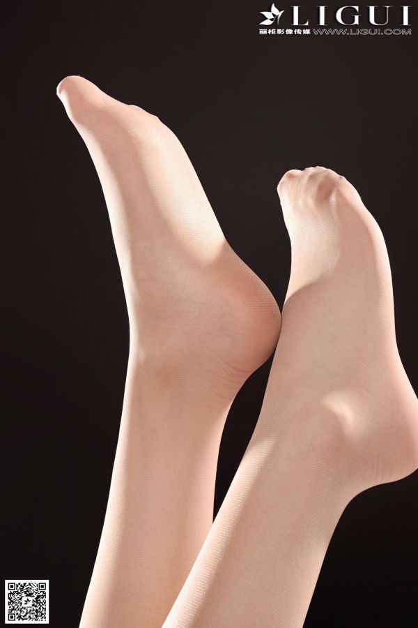 [丽 柜 LiGui] Modelo Kexin "La noble chica de pies de seda" Obras completas Arriba, medio e inferior Fotografías de hermosas piernas y pies de jade