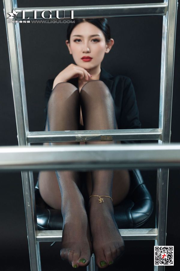 [丽柜Ligui] Model Sweet "Girl with Black Silk Feet"