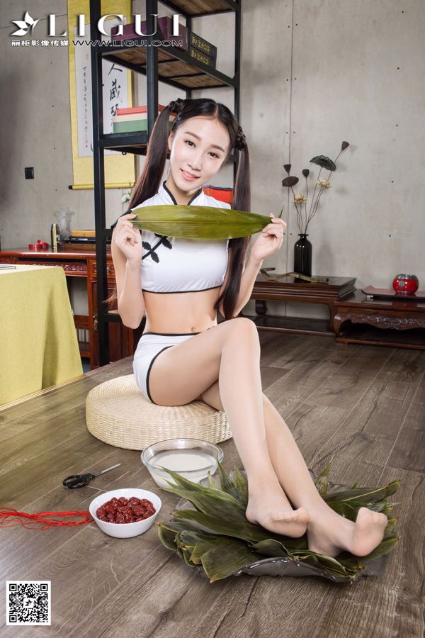 Red Candle "Dragon Boat Festival Rice Dumpling Girl Silk Foot" [Li Cabinet]
