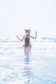 Coser Sakura Momoko "Skyfire Swimsuit"