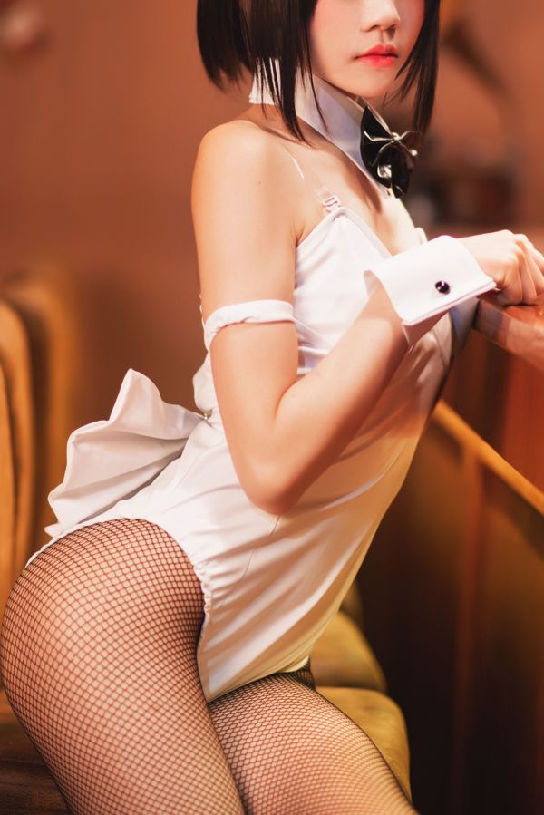 Sakura Momoko "(Megumi Kato) Bunny Girl" [Lori COS]