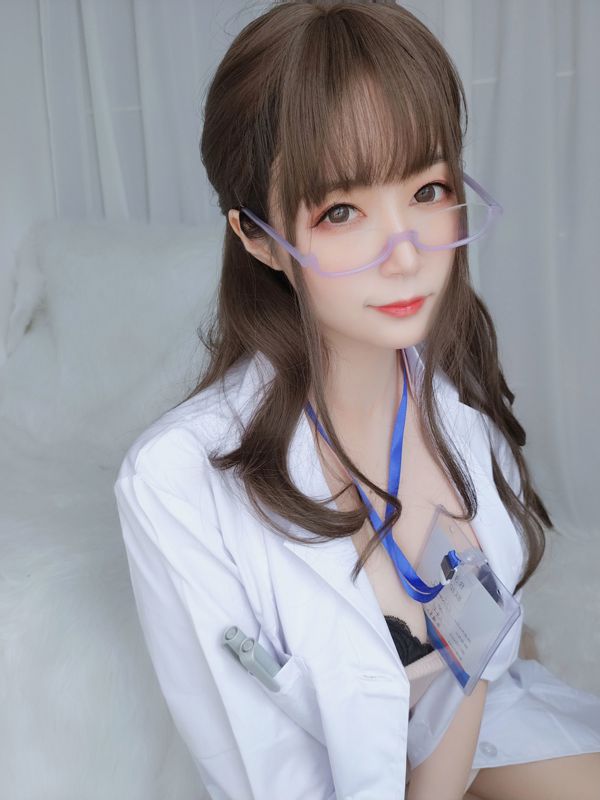 [Opieka społeczna COS] Panna Coser Baiyin - lekarz osobisty