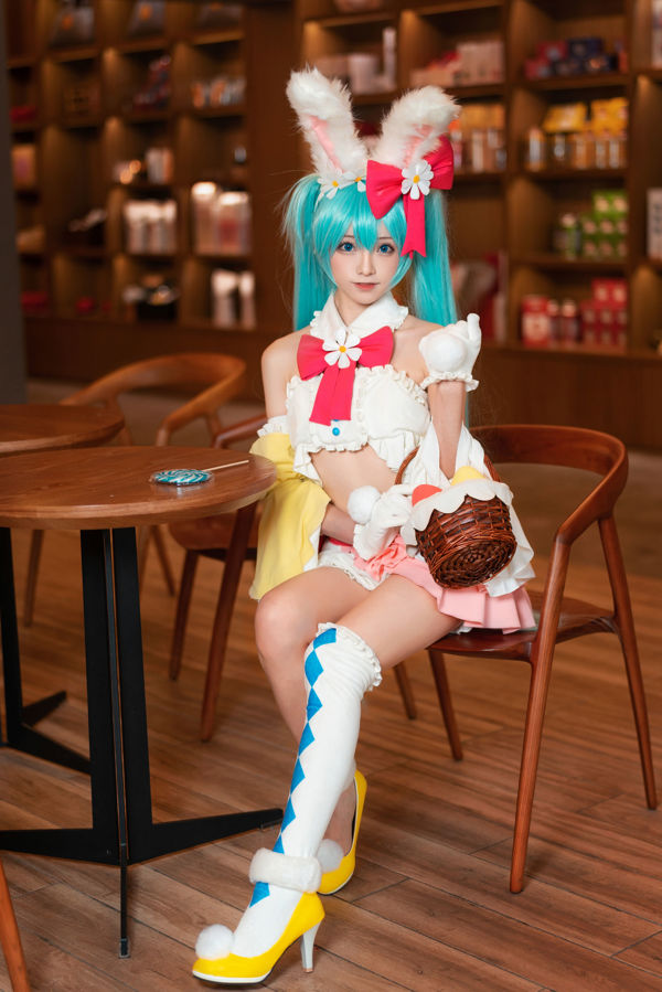 [Foto de Net Red COSER] Anime blogger Kitaro_ Kitaro - Hatsune Bunny Girl