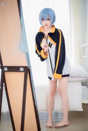 [Cosplay] Blogger di anime Kitaro_Kitaro - Rem Sportswear