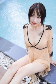 Betty Lin Zixin "Serie de belleza para el baño en la piscina" [Model Academy MFStar] Vol.230