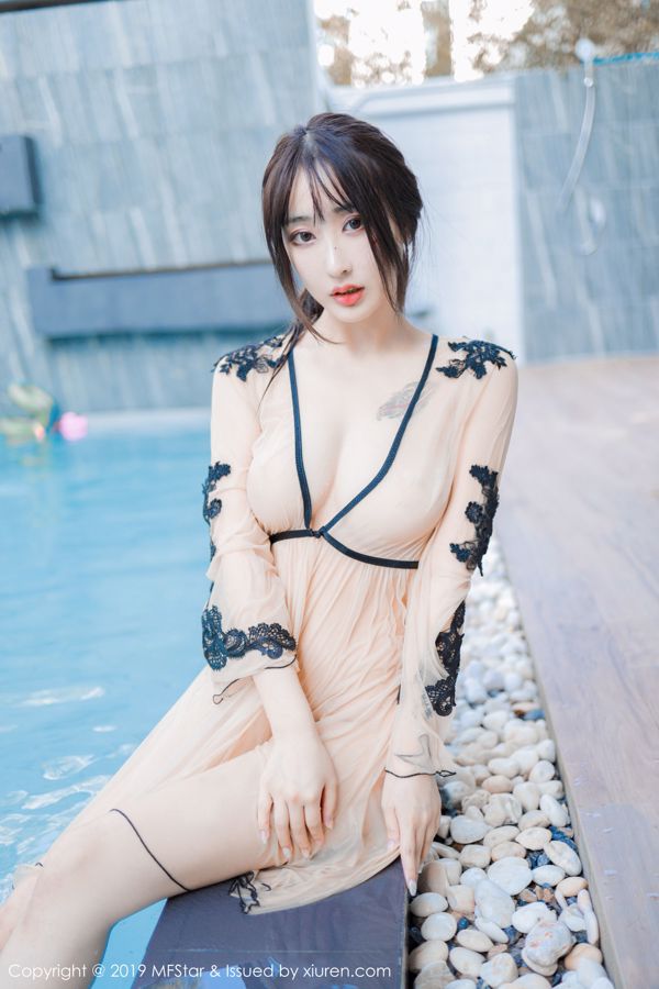 Betty Lin Zixin "Pool Bathing Beauty Series" [Model Academy MFStar] Vol.230