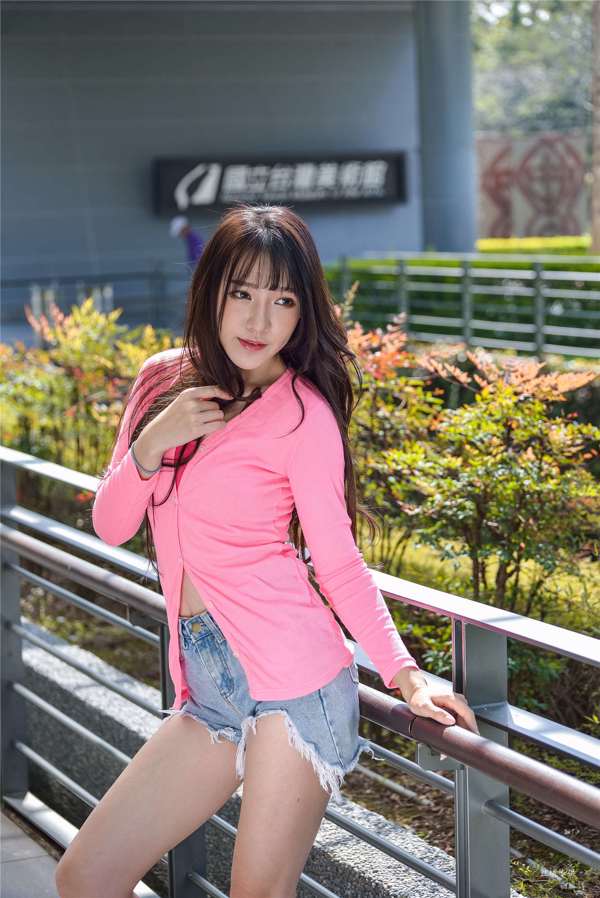 [Taiwan Zhengmei] Bibi "Gome. Fashion" Cowboy Street Shoot