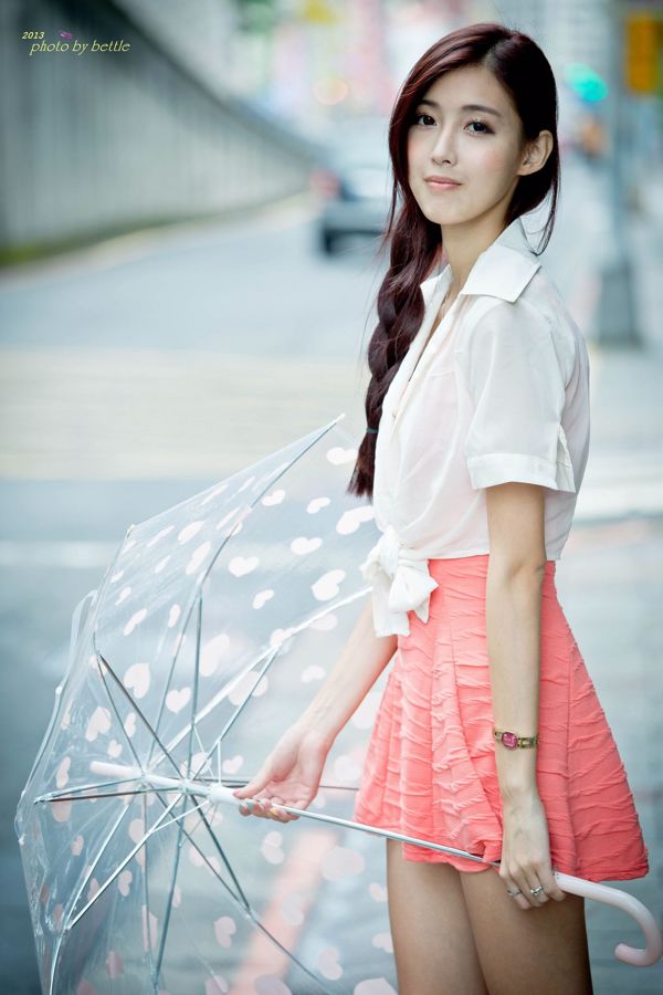 Liao Tingling / Kila Jingjing "Serie de vestidos rosas de disparos callejeros"