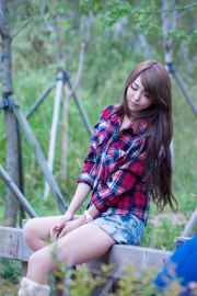 La raccolta di foto della modella coreana Lee In Hye "Hot Pants Series"