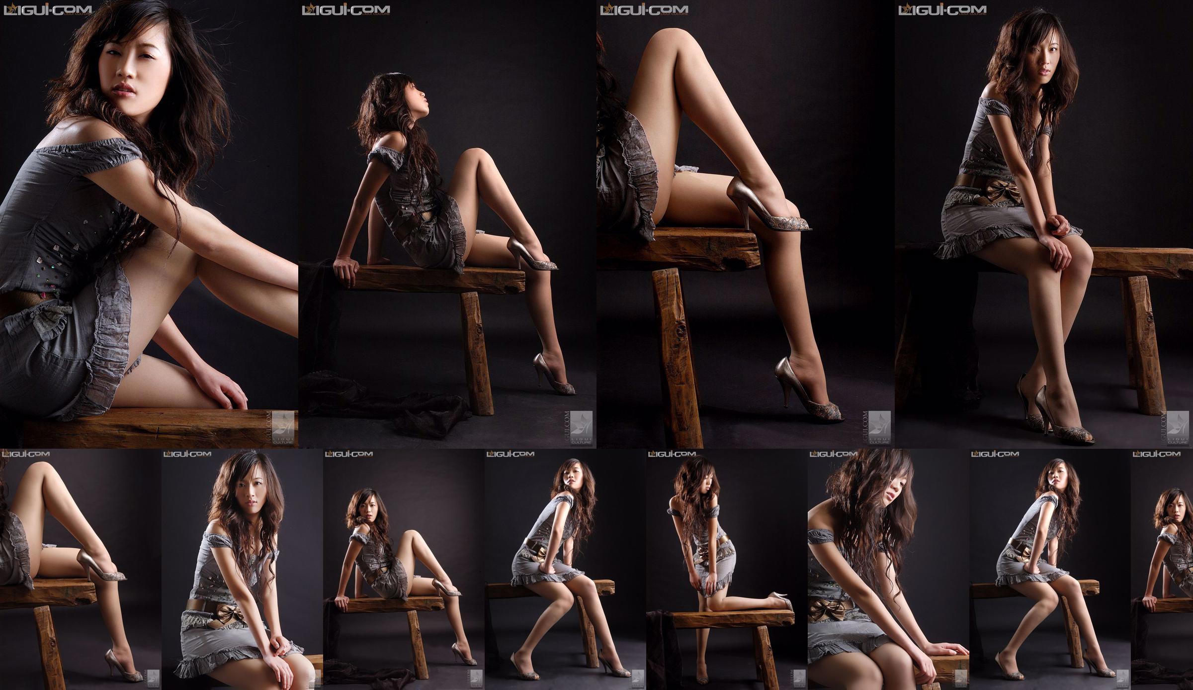 Modello Wang Xin "Yi Ren seduto da solo, begli occhi sfocati" [丽 柜 LiGui] Silk Foot Photo No.779db2 Pagina 23